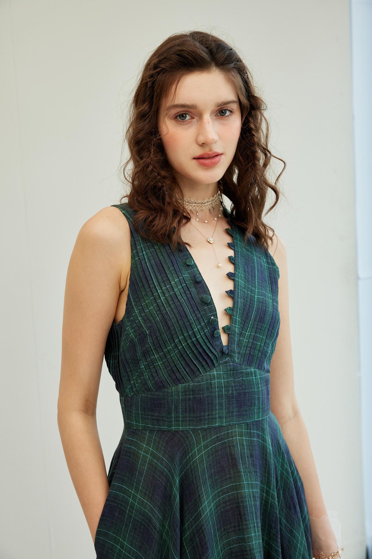 Moon River 24 | V-neck pintucked linen dress gown