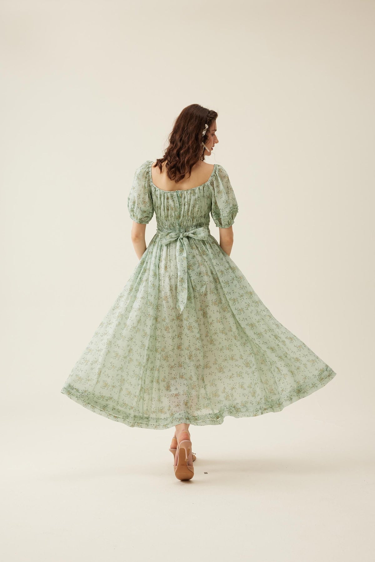 Alice 19 | Floral linen dress