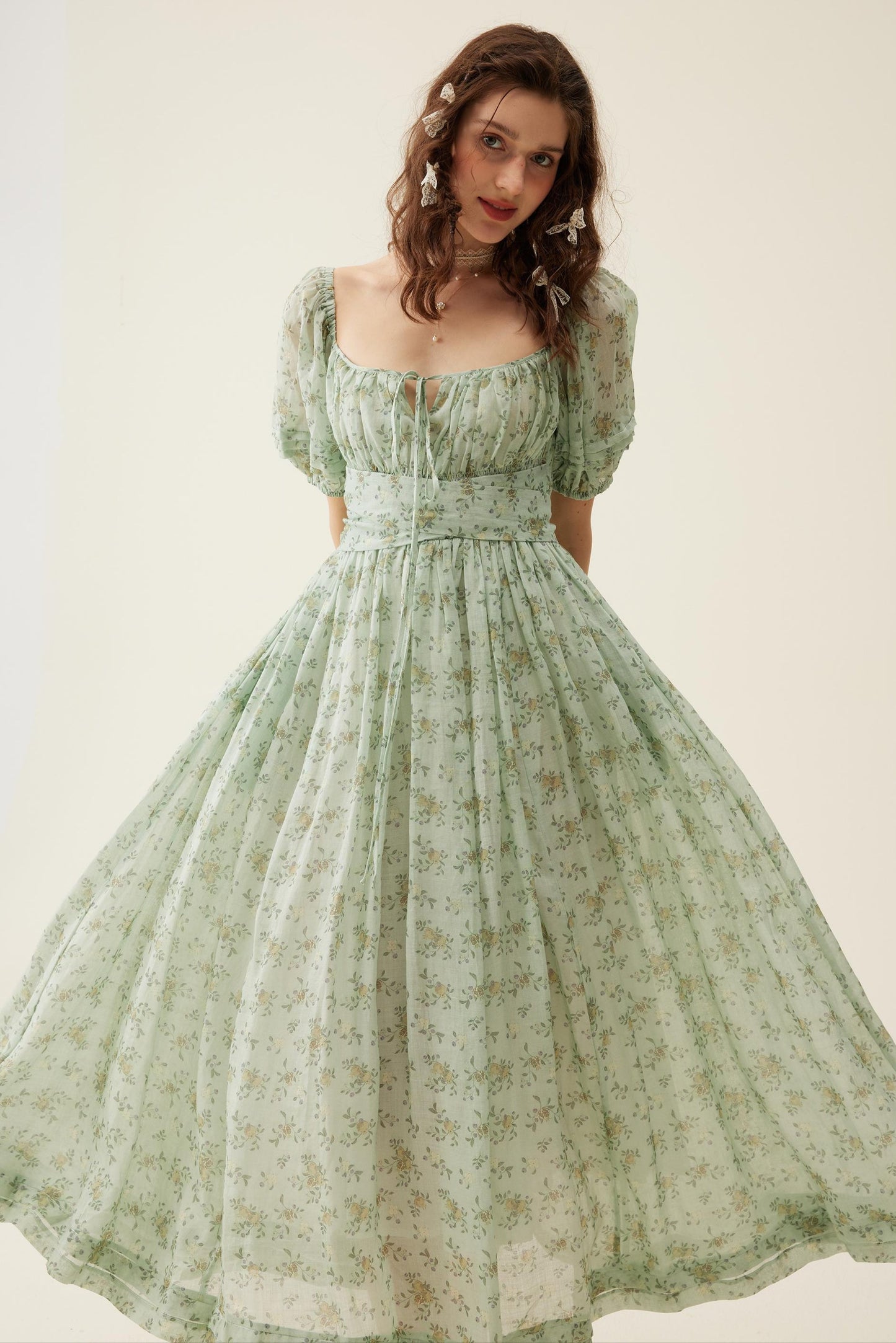 Alice 19 | Floral linen dress