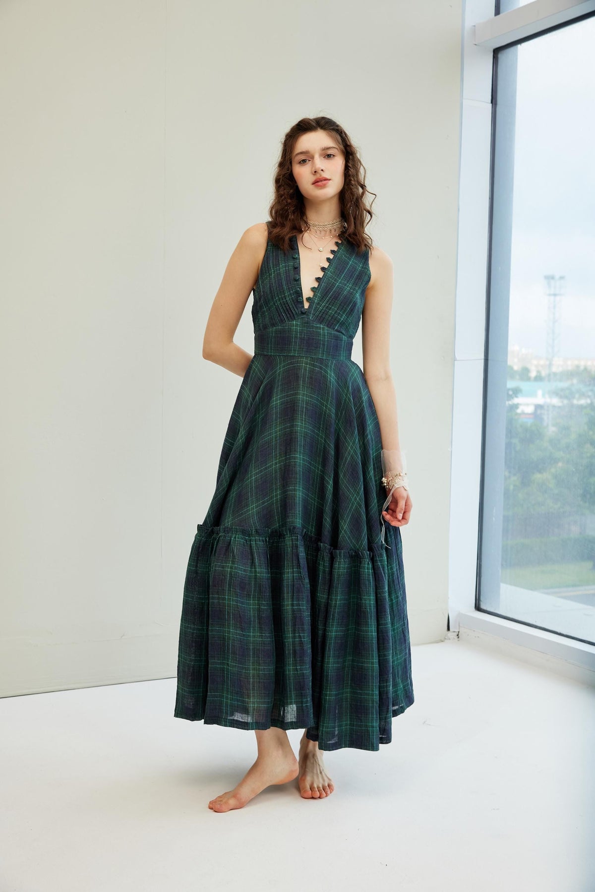 Moon River 24 | V-neck pintucked linen dress gown