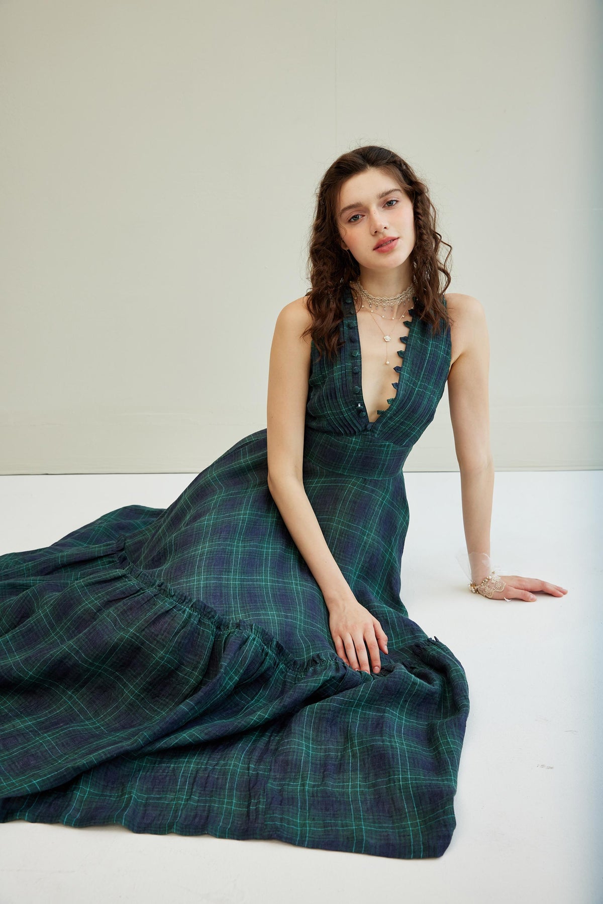 Moon River 24 | V-neck pintucked linen dress gown