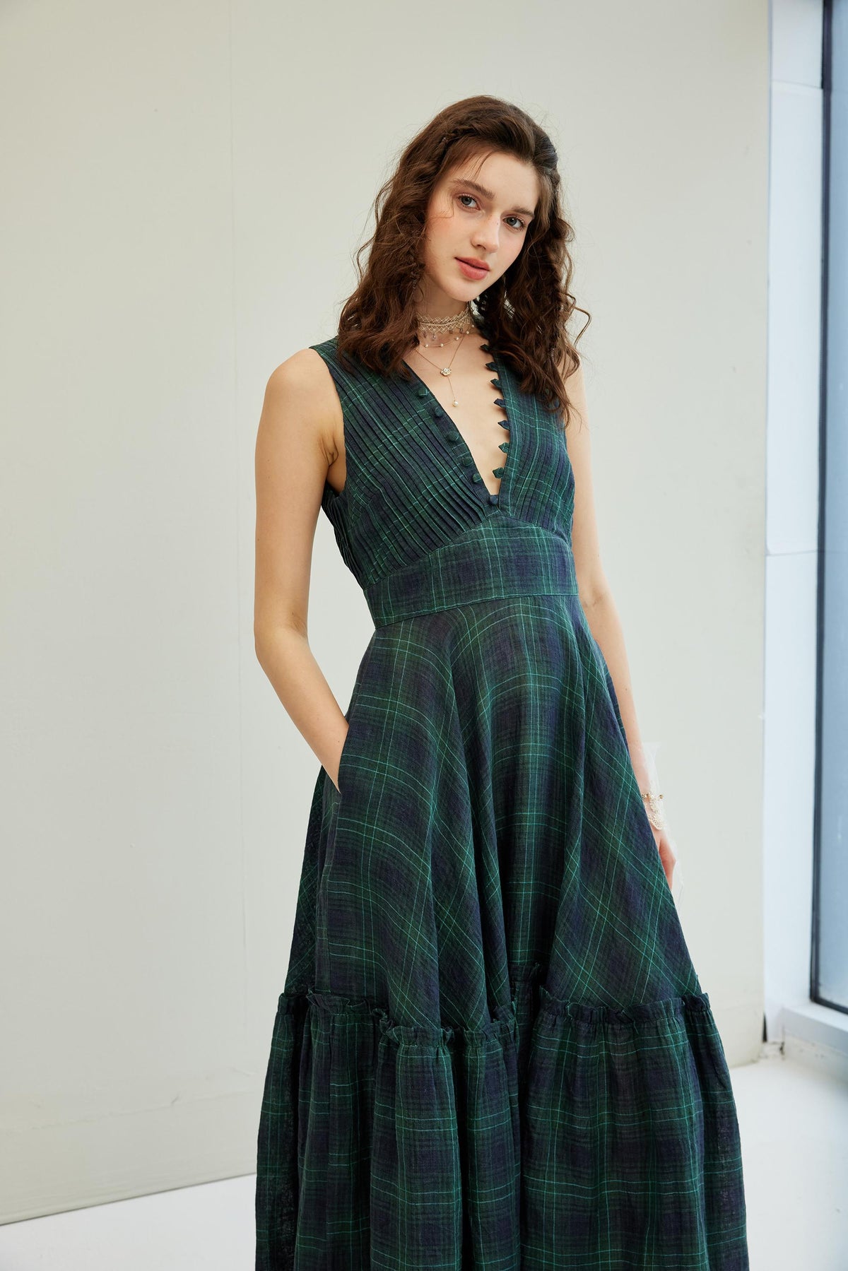 Moon River 24 | V-neck pintucked linen dress gown