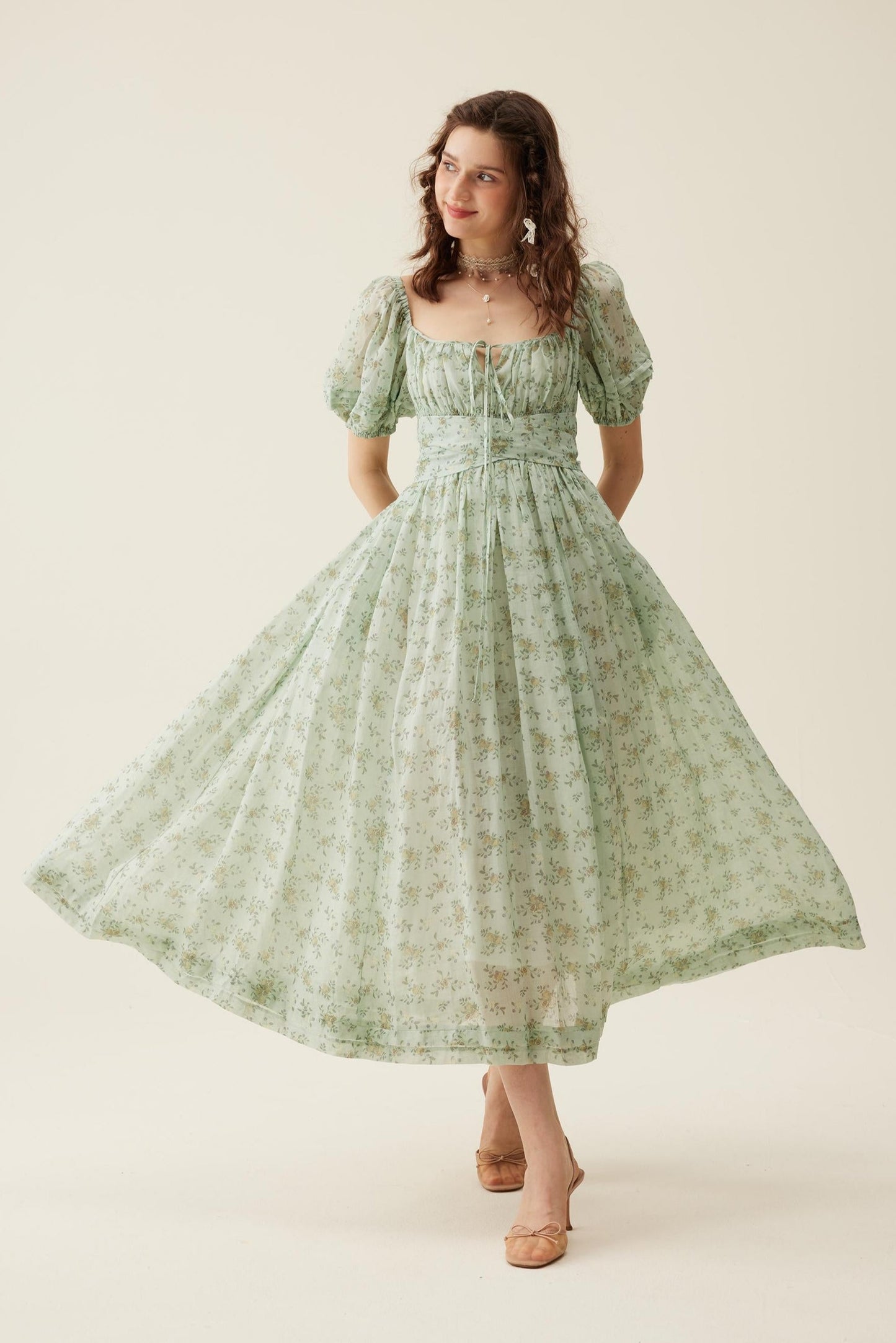 Alice 19 | Floral linen dress
